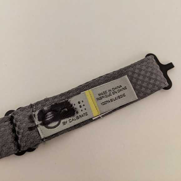 C2 by CALIBRATE 100% Silk Bow Tie (big boy) - Picture 10 of 10